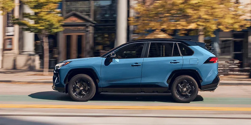 Toyota Rav-4 Hybrid - 2